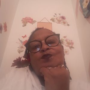 Meet your Posher, Annette